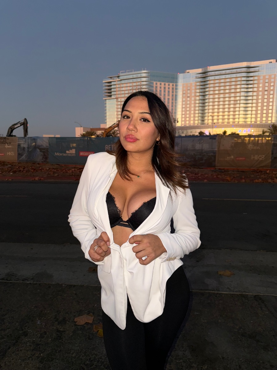 Take a pause and enjoy Ali Cruz — streaming from Iquitos