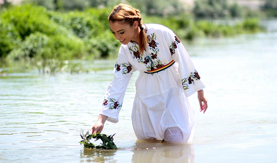 Slavic women in Iquitos