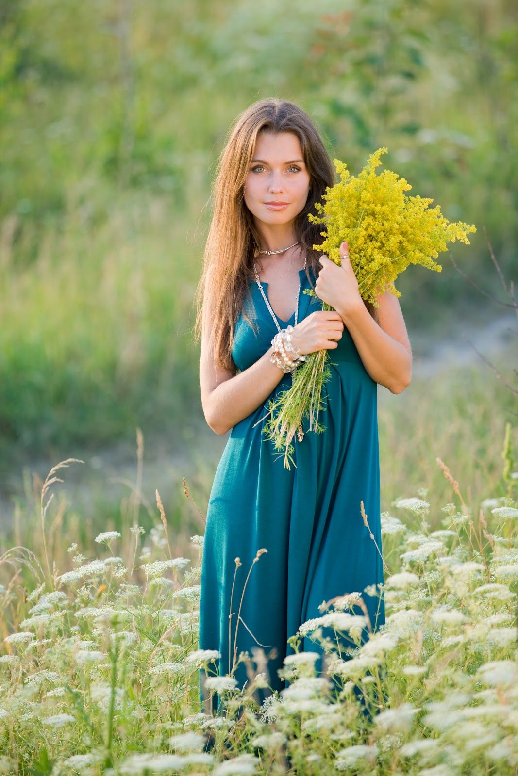Slavic women in Iquitos