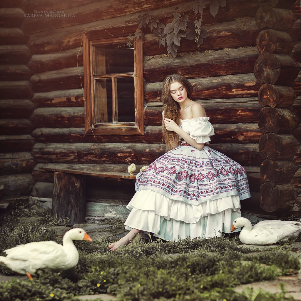 Women in Slavic costumes in Iquitos