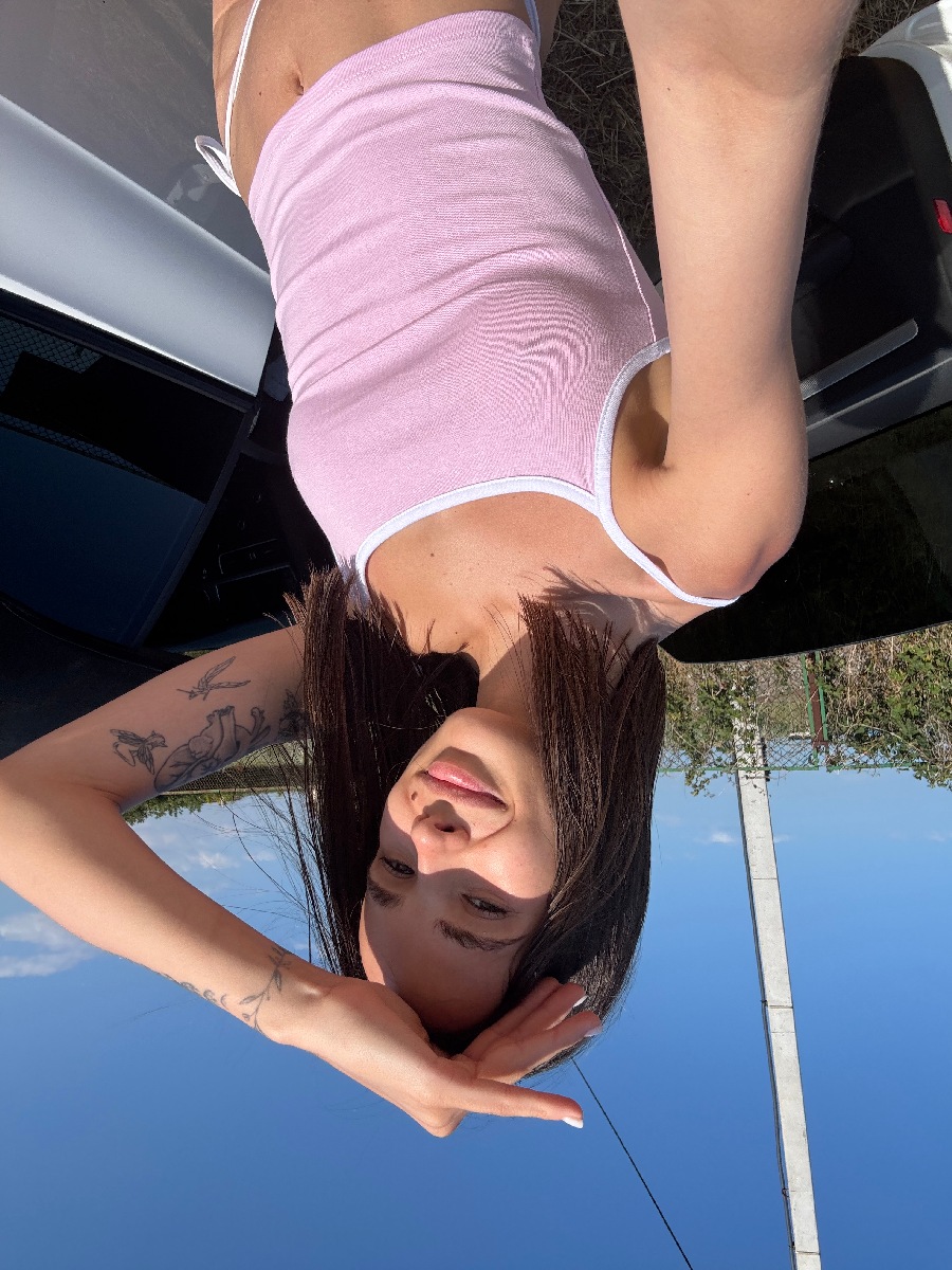 Sexy model Tina in Iquitos